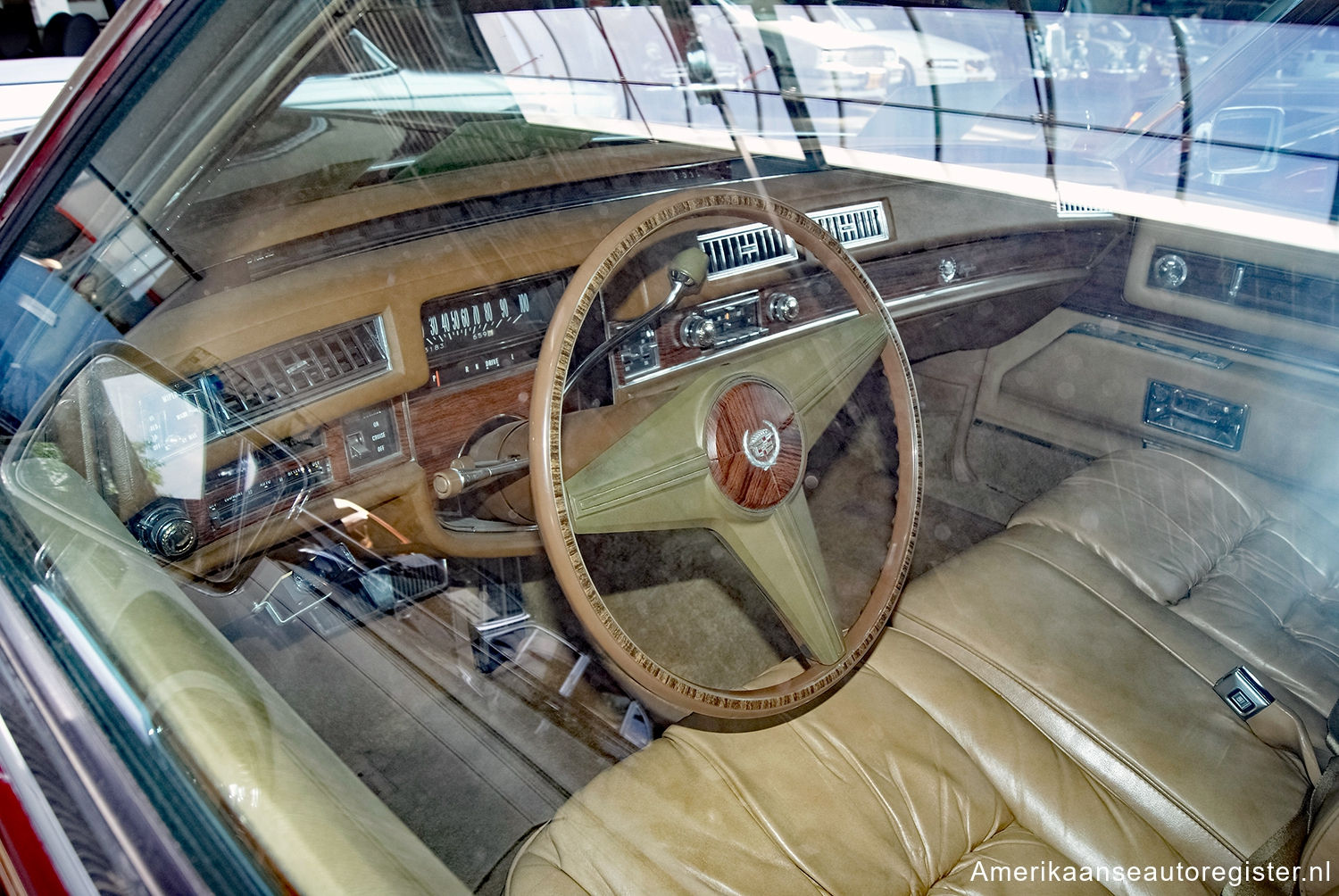 Cadillac Sixty Special uit 1976